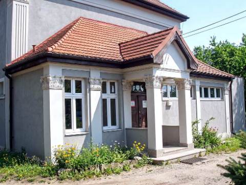 Renowacja elewacji zabytkowego budynku, ul. Korczaka 2, Katowice